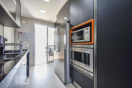 Apartamento à venda com 138m², 3 quartos e 2 vagas Apartamento à venda com 138m², 3 quartos e 2 vagasCozinha