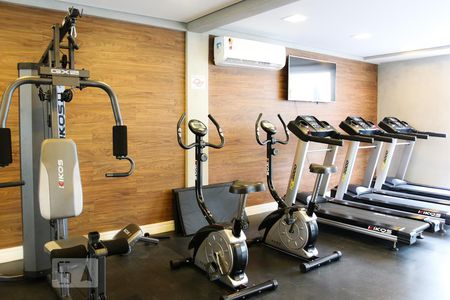 Studio à venda com 27m², 1 quarto e 1 vaga Studio à venda com 27m², 1 quarto e 1 vagaAcademia