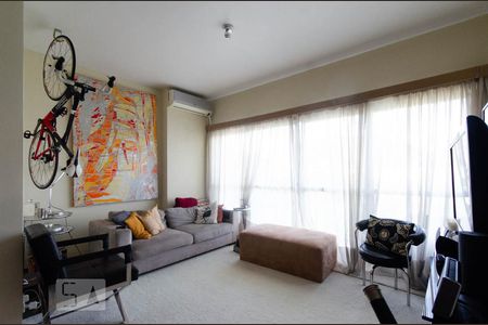 Sala de apartamento para alugar com 1 quarto, 78m² em Lagoa, Rio de Janeiro