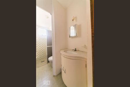 Banheiro de apartamento para alugar com 2 quartos, 50m² em Jardim Amazonas, Campinas