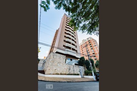 Apartamento à venda com 70m², 1 quarto e 1 vaga Apartamento à venda com 70m², 1 quarto e 1 vagaFachada