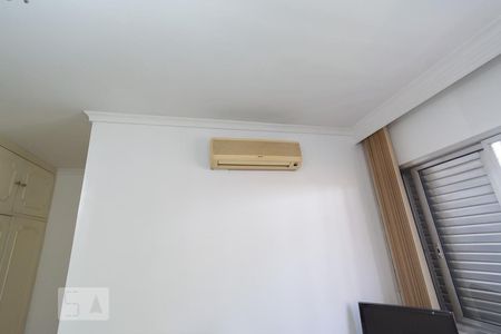 Casa para alugar com 480m², 5 quartos e 6 vagas Casa para alugar com 480m², 5 quartos e 6 vagasSuíte 2