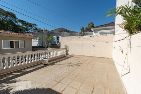 Casa para alugar com 480m², 5 quartos e 6 vagas Casa para alugar com 480m², 5 quartos e 6 vagasEdícula Superior