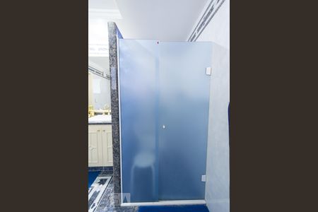 Casa para alugar com 480m², 5 quartos e 6 vagas Casa para alugar com 480m², 5 quartos e 6 vagasBanheiro Suíte 5