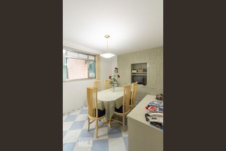 Casa para alugar com 480m², 5 quartos e 6 vagas Casa para alugar com 480m², 5 quartos e 6 vagasSala de Almoço