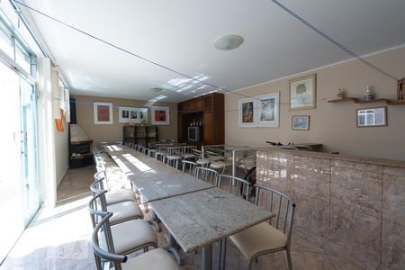 Casa para alugar com 480m², 5 quartos e 6 vagas Casa para alugar com 480m², 5 quartos e 6 vagasSalão de Festas