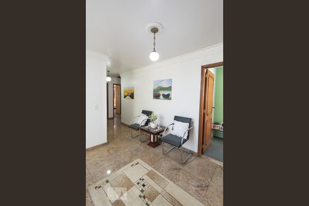 Casa para alugar com 480m², 5 quartos e 6 vagas Casa para alugar com 480m², 5 quartos e 6 vagasSala íntima