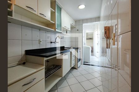 Apartamento à venda com 83m², 2 quartos e 1 vaga Apartamento à venda com 83m², 2 quartos e 1 vagaCozinha