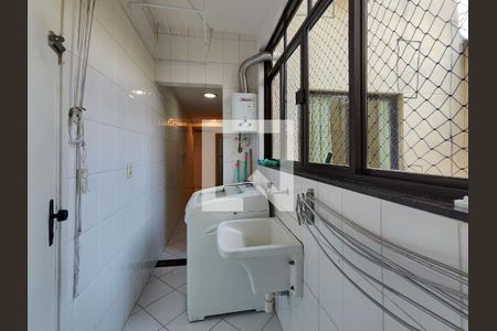 Apartamento à venda com 83m², 2 quartos e 1 vaga Apartamento à venda com 83m², 2 quartos e 1 vagaÁrea de Serviço