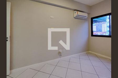 Apartamento à venda com 83m², 2 quartos e 1 vaga Apartamento à venda com 83m², 2 quartos e 1 vagaSuíte