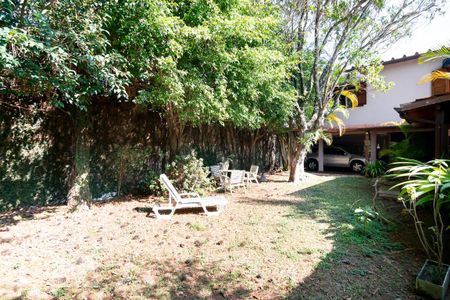 Casa à venda com 500m², 3 quartos e 3 vagas Casa à venda com 500m², 3 quartos e 3 vagasJardim