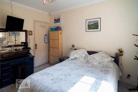 Casa à venda com 500m², 3 quartos e 3 vagas Casa à venda com 500m², 3 quartos e 3 vagasQuarto 3 - Suíte