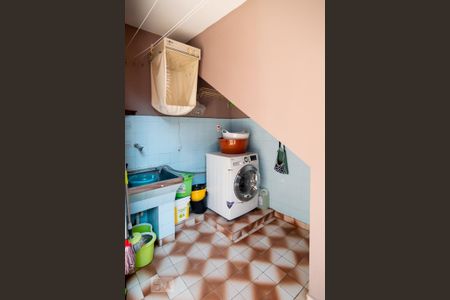 Casa à venda com 500m², 3 quartos e 3 vagas Casa à venda com 500m², 3 quartos e 3 vagasÁrea de Serviço