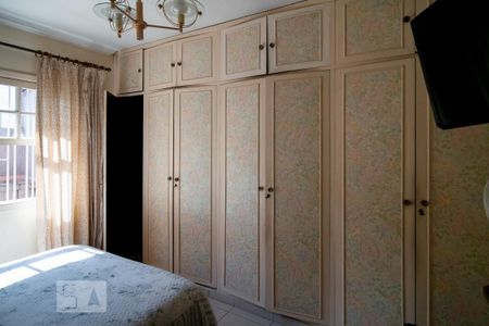 Casa à venda com 500m², 3 quartos e 3 vagas Casa à venda com 500m², 3 quartos e 3 vagasQuarto 3 - Suíte