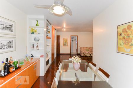 Sala de apartamento à venda com 3 quartos, 138m² em Tijuca, Rio de Janeiro