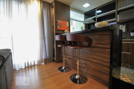 Sala de apartamento para alugar com 2 quartos, 65m² em Vila Suzana, São Paulo
