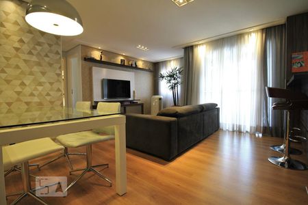 Sala de apartamento para alugar com 2 quartos, 65m² em Vila Suzana, São Paulo