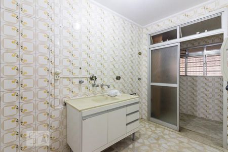 Cozinha de apartamento à venda com 2 quartos, 54m² em Santa Teresinha, São Paulo