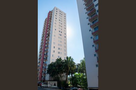 Apartamento para alugar com 67m², 2 quartos e 1 vagaFACHADA