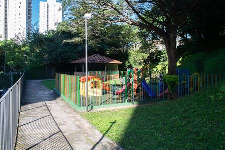 Apartamento para alugar com 67m², 2 quartos e 1 vagaPLAYGROUND