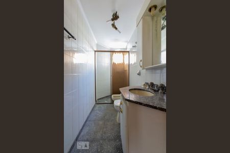 Banheiro Corredor de apartamento à venda com 3 quartos, 146m² em Vila Maria Alta, São Paulo
