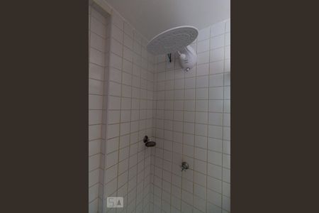 Suíte do quarto 2 de apartamento para alugar com 2 quartos, 70m² em Guará Ii, Brasília