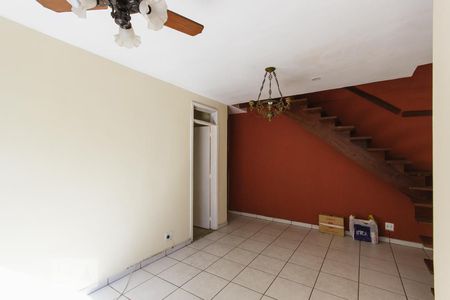Sala 1 (Primeiro Andar) de apartamento para alugar com 3 quartos, 110m² em Freguesia (jacarepaguá), Rio de Janeiro