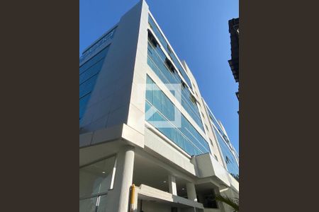 Apartamento à venda com 40m², 1 quarto e 1 vagaFachada