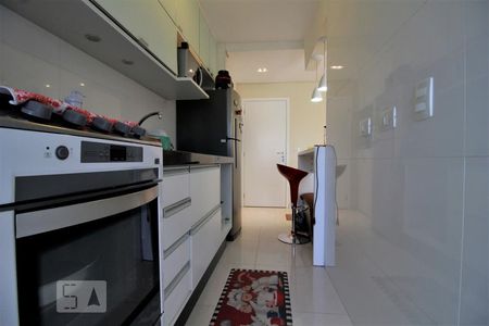 Apartamento à venda com 80m², 3 quartos e 2 vagasCozinha