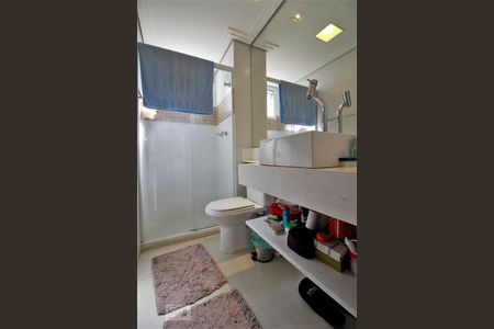 Apartamento à venda com 80m², 3 quartos e 2 vagasBanheiro da suíte