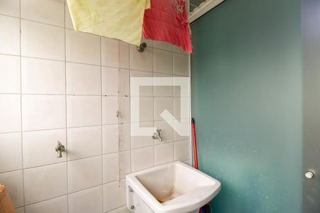 Apartamento à venda com 60m², 2 quartos e 1 vaga Apartamento à venda com 60m², 2 quartos e 1 vagaÁrea de Serviço