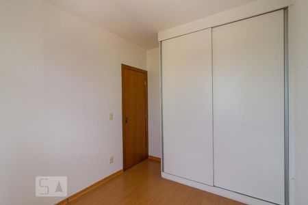 Apartamento à venda com 200m², 4 quartos e 3 vagasQuarto 2