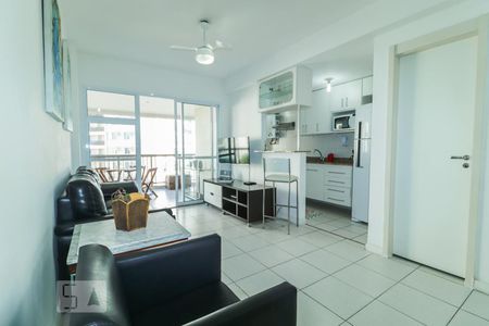 Sala de apartamento para alugar com 2 quartos, 78m² em Jacarepaguá, Rio de Janeiro