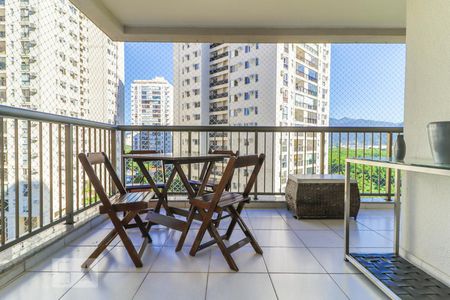 Varanda Sala de apartamento para alugar com 2 quartos, 78m² em Jacarepaguá, Rio de Janeiro