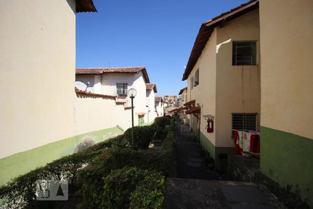 Apartamento à venda com 70m², 3 quartos e sem vaga Apartamento à venda com 70m², 3 quartos e sem vagaEntrada