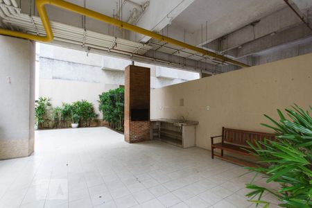 Apartamento à venda com 72m², 3 quartos e sem vagaÁrea comum - Churrasqueira