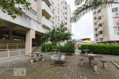 Apartamento à venda com 72m², 3 quartos e sem vagaÁrea comum