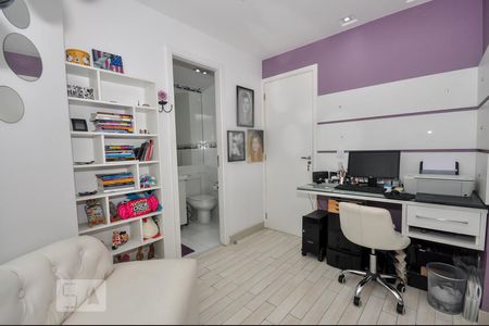 Apartamento à venda com 72m², 3 quartos e sem vagaSuíte