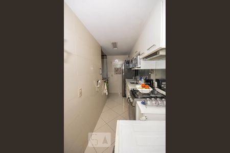 Apartamento à venda com 72m², 3 quartos e sem vagaCozinha e Área de Serviço