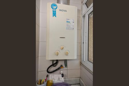 Apartamento à venda com 72m², 3 quartos e sem vagaCozinha e Área de Serviço