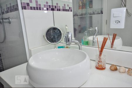 Apartamento à venda com 72m², 3 quartos e sem vagaBanheiro da Suíte