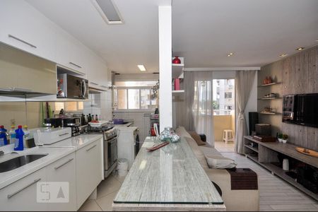 Apartamento à venda com 72m², 3 quartos e sem vagaCozinha e Área de Serviço
