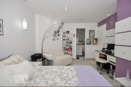 Apartamento à venda com 72m², 3 quartos e sem vagaSuíte