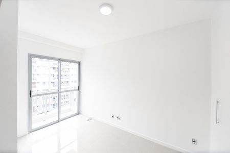 Suíte de apartamento para alugar com 3 quartos, 91m² em Recreio dos Bandeirantes, Rio de Janeiro