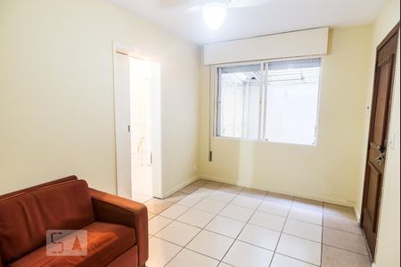 Sala de apartamento para alugar com 1 quarto, 30m² em Floresta, Porto Alegre