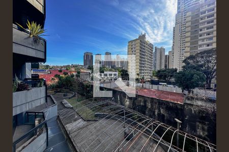 Apartamento à venda com 47m², 1 quarto e 1 vagaVista