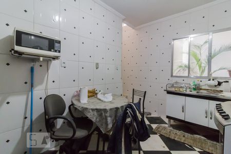 Cozinha de casa para alugar com 2 quartos, 110m² em Vila Galvão, Guarulhos