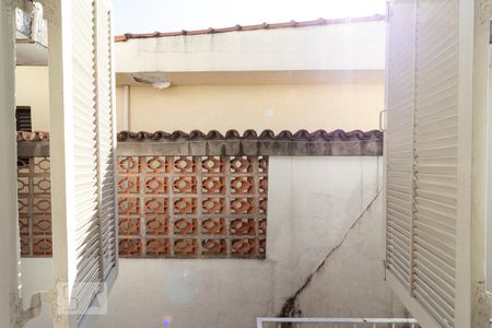 Casa à venda com 215m², 4 quartos e 2 vagas Casa à venda com 215m², 4 quartos e 2 vagasVista Sala 6