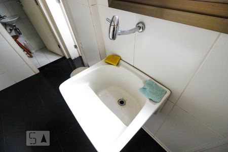 Apartamento à venda com 370m², 5 quartos e 3 vagasTanque - Área de Serviço