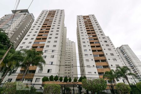 Apartamento à venda com 60m², 2 quartos e 1 vagaFachada